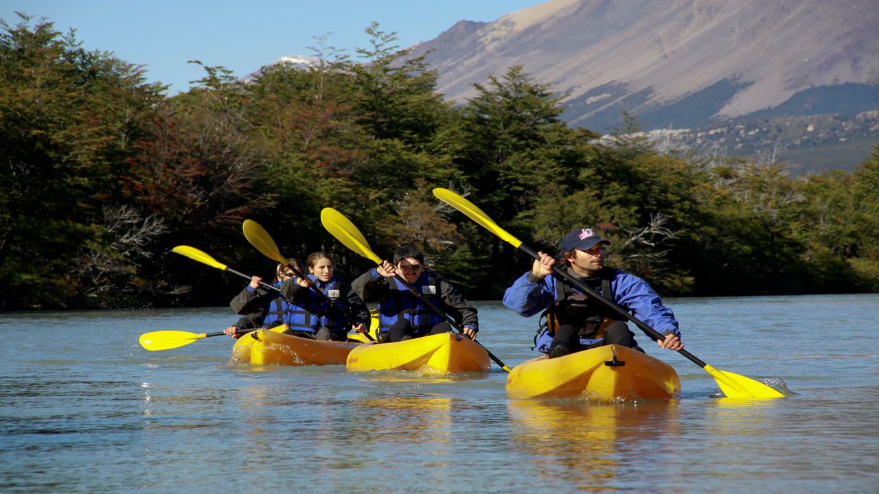 Kayaking Rio De Las Vueltas (1)