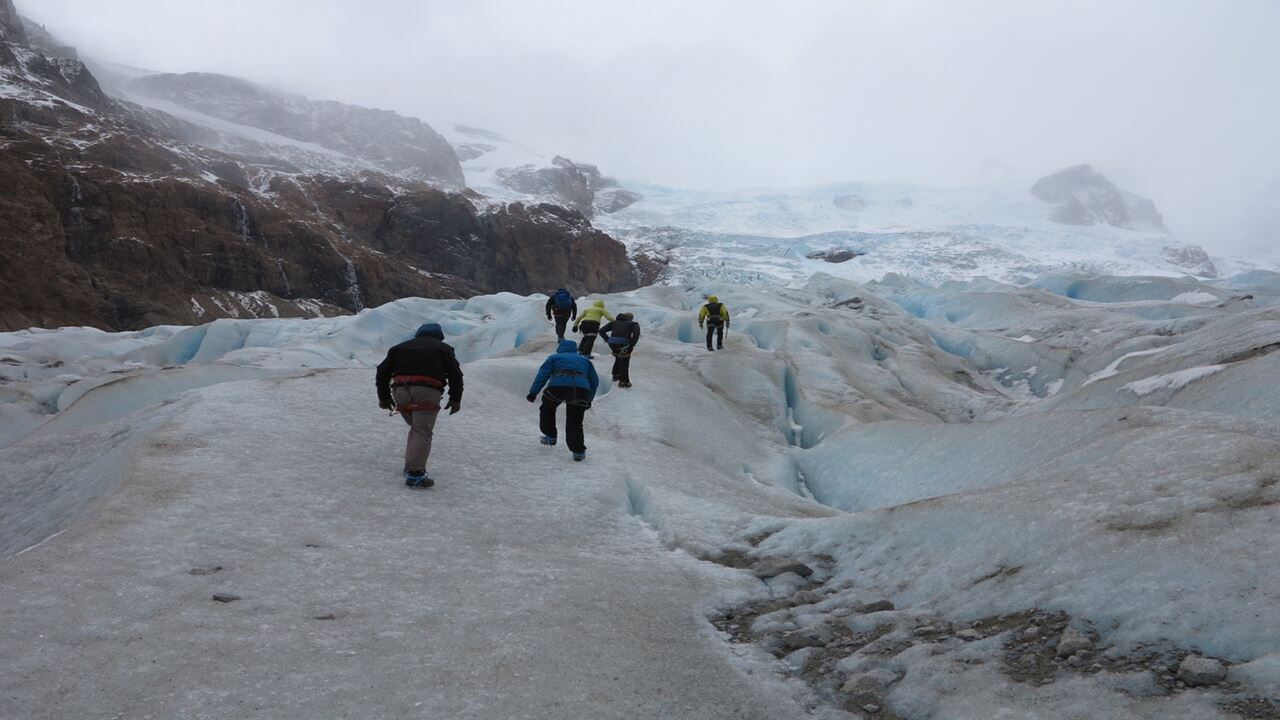 Trekking No Glaciar Cagliero Com Pernoite foto 1