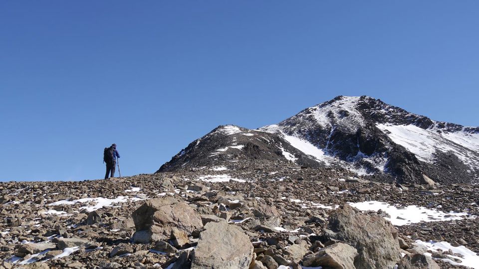 Trekking a Loma del Diablo desde Refugio Laguna Cóndor foto 6
