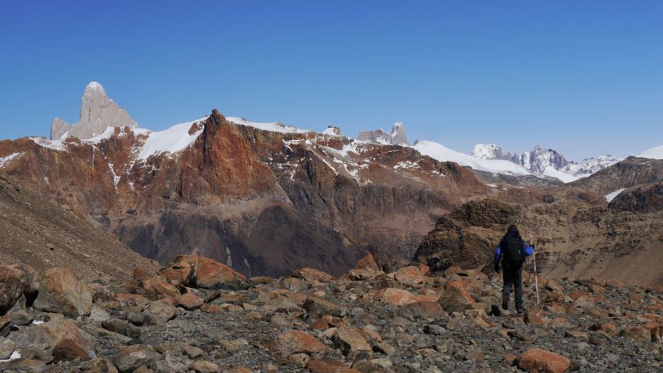 Trekking a Loma del Diablo desde Refugio Laguna Cóndor foto 8