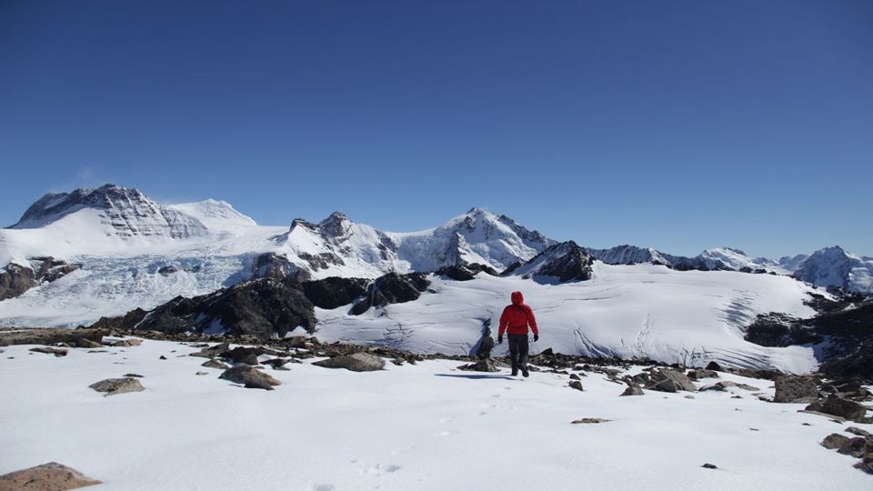 Trekking a Loma del Diablo desde Refugio Laguna Cóndor foto 9
