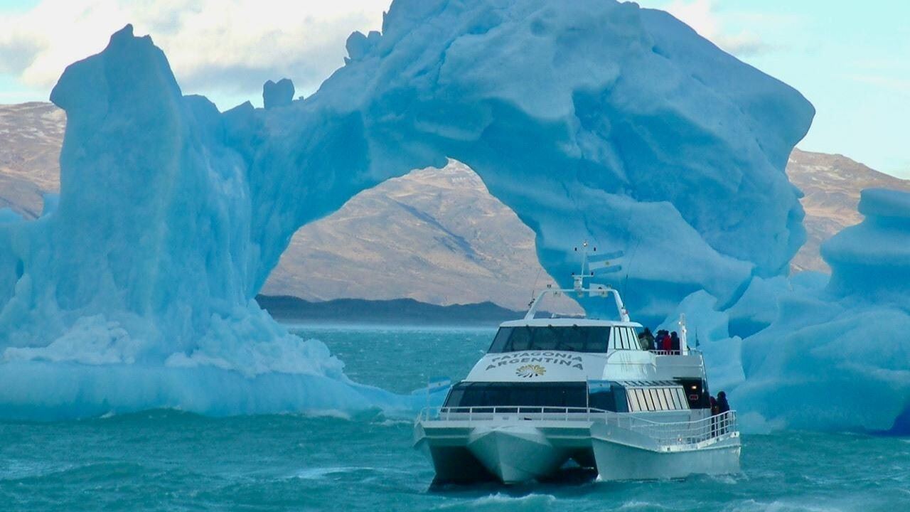 Navegación Por El Lago Viedma